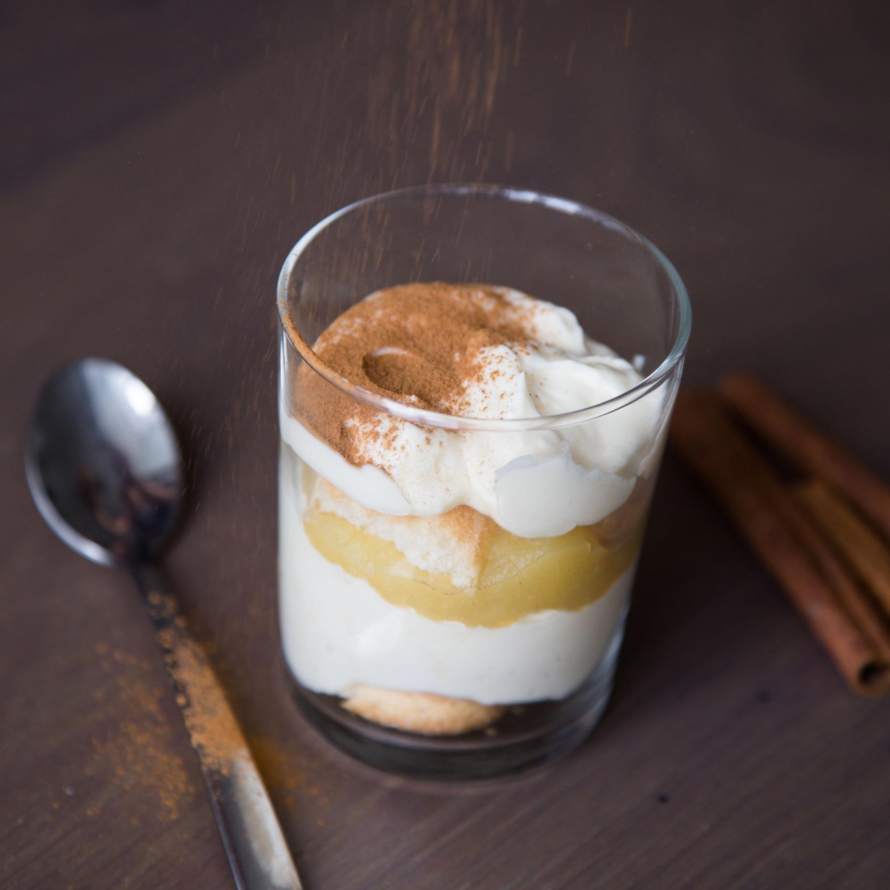 Apfel-Tiramisu mit Zimt - Speisen Pixelart unter 5 - Abrechnung
