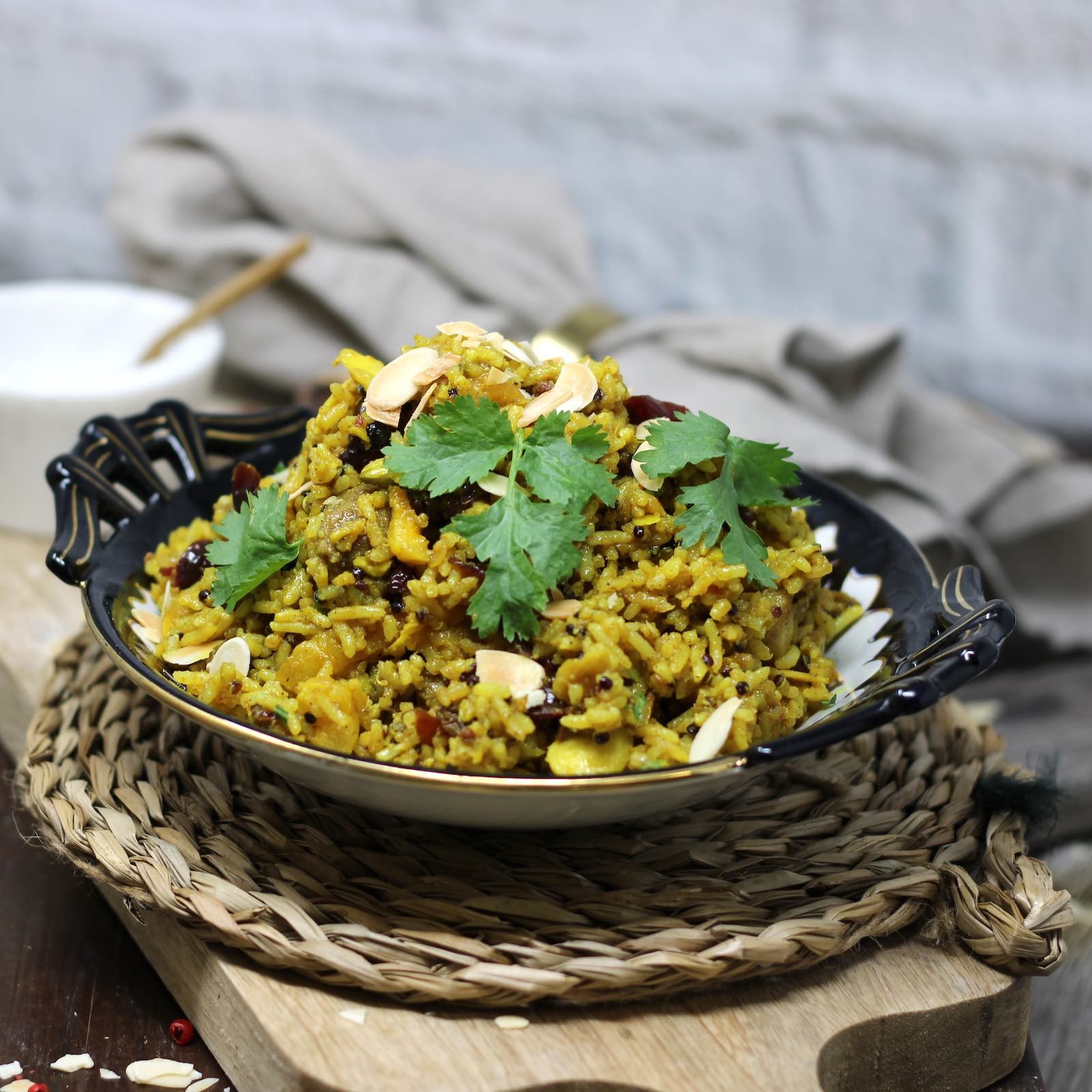 Biryani - Orientalischer Reis mit Cranberries, gerösteten Mandeln und ...