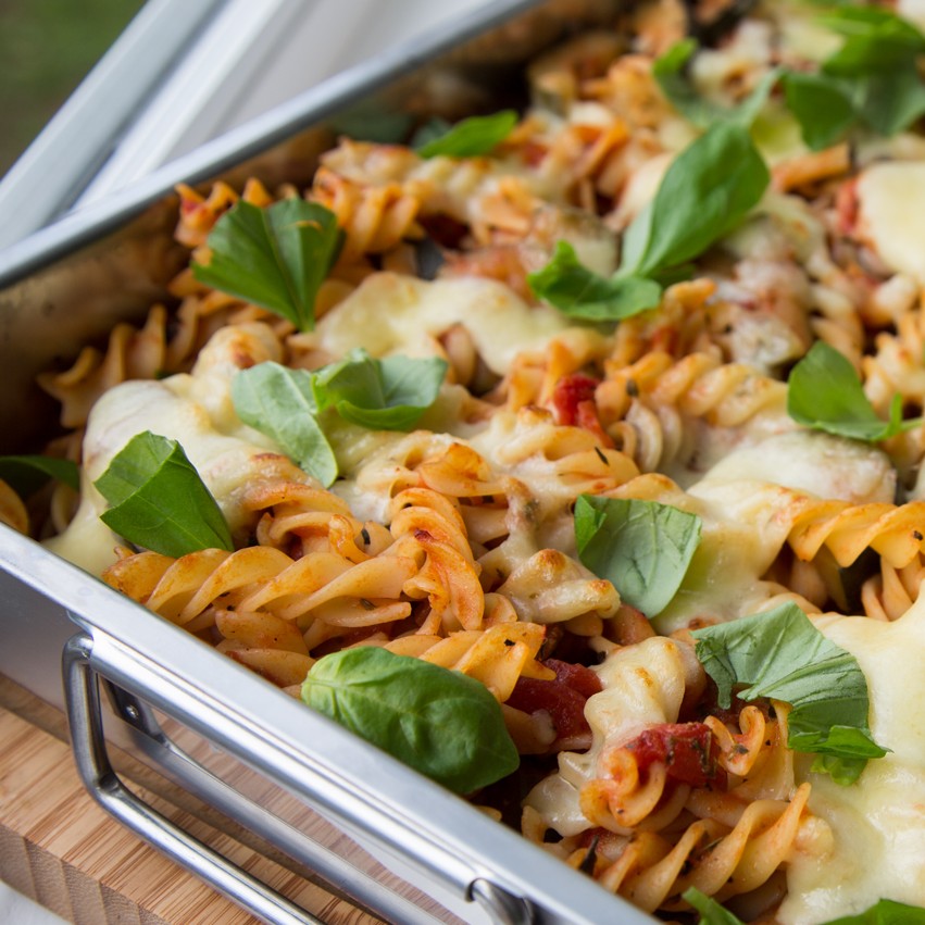 Überbackene Nudeln mit Zucchini und Champignons